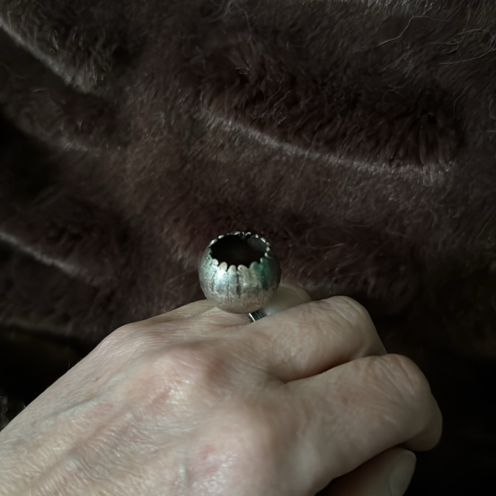 Konplott Elegant Silver-Toned Ring - Picture 3 of 6